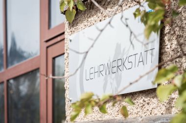 Lehrwerksta  tte 1